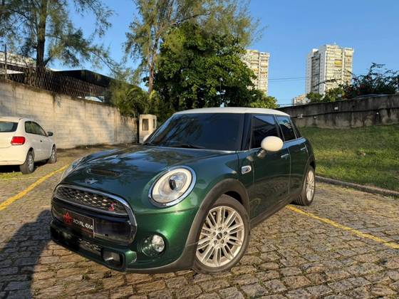 MINI COOPER 2.0 S EXCLUSIVE 16V TURBO GASOLINA 4P AUTOMÁTICO MINI COOPER 2.0 S EXCLUSIVE 16V TURBO GASOLINA 4P AUTOMÁTICO